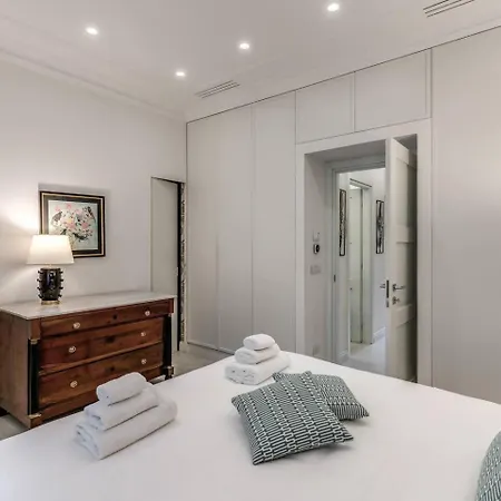 Luxury Flat With Terrace By Historic Center Apartment Rome Exterior photo