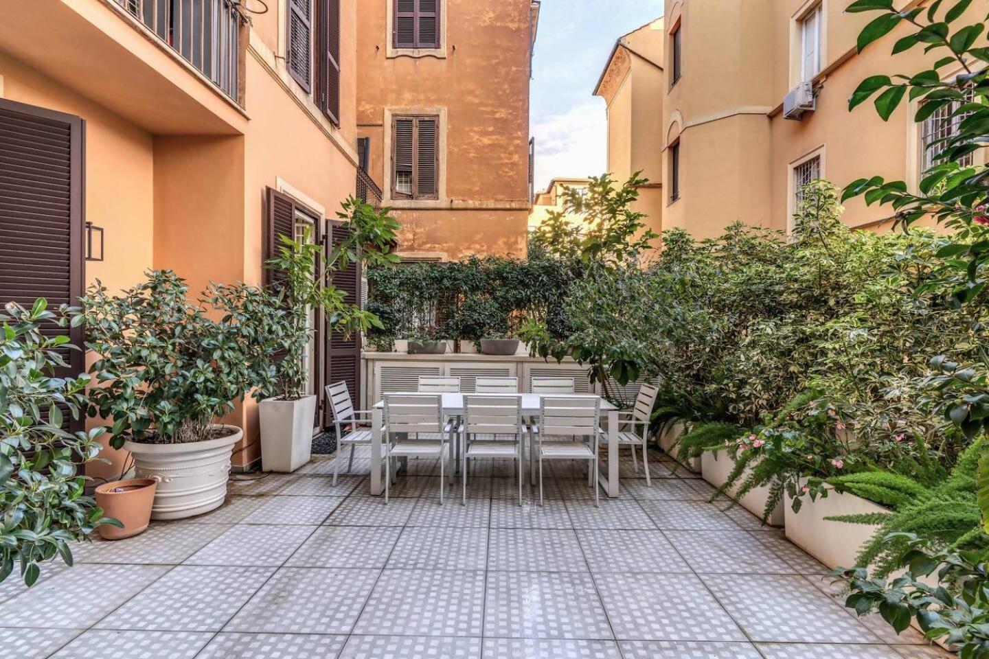 Luxury Flat With Terrace By Historic Center Appartamento *