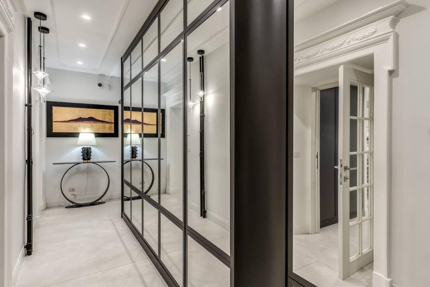 Appartamento Luxury Flat With Terrace By Historic Center